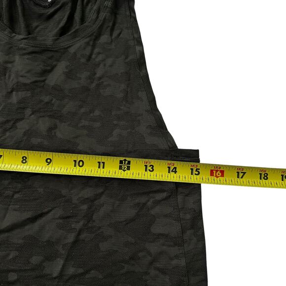Lululemon Green Camouflage Tank Top Women's Size 4 | 47-28 - Picture 6 of 6